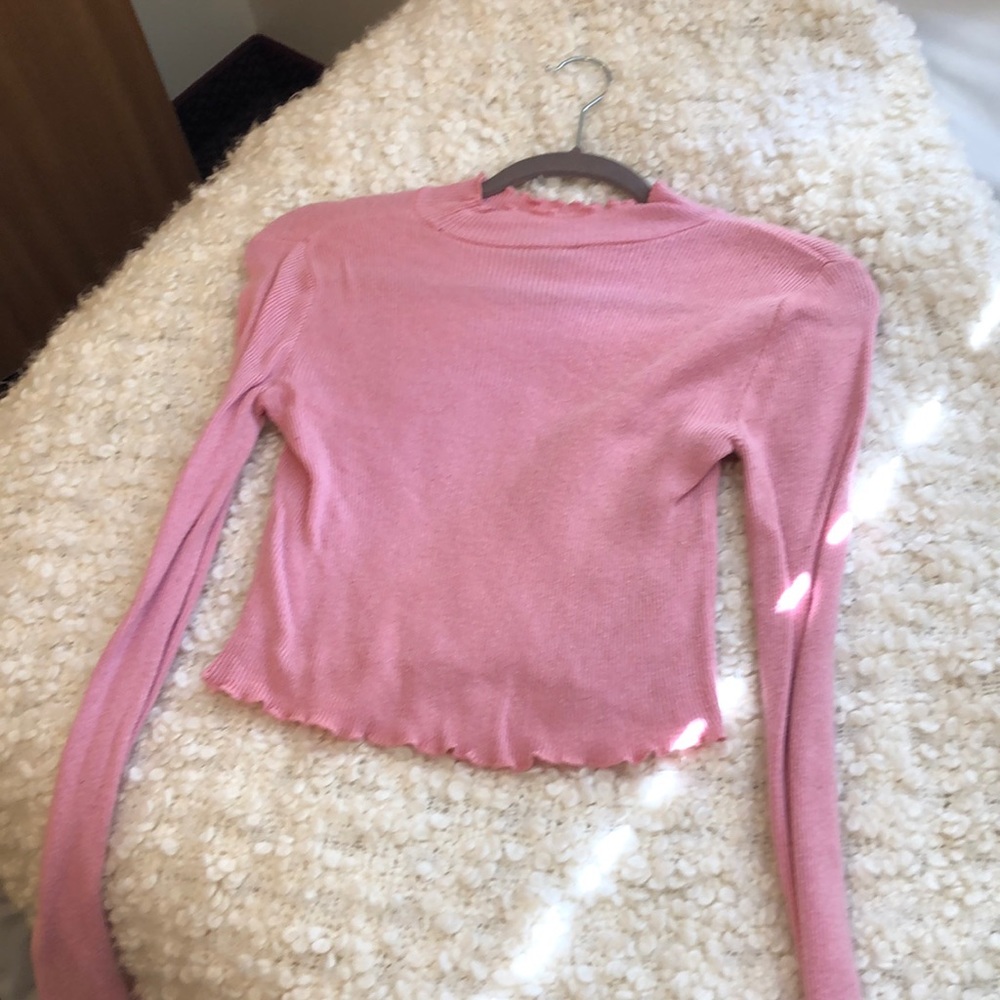Forever 21 cropped mock neck knit sweater. Size small